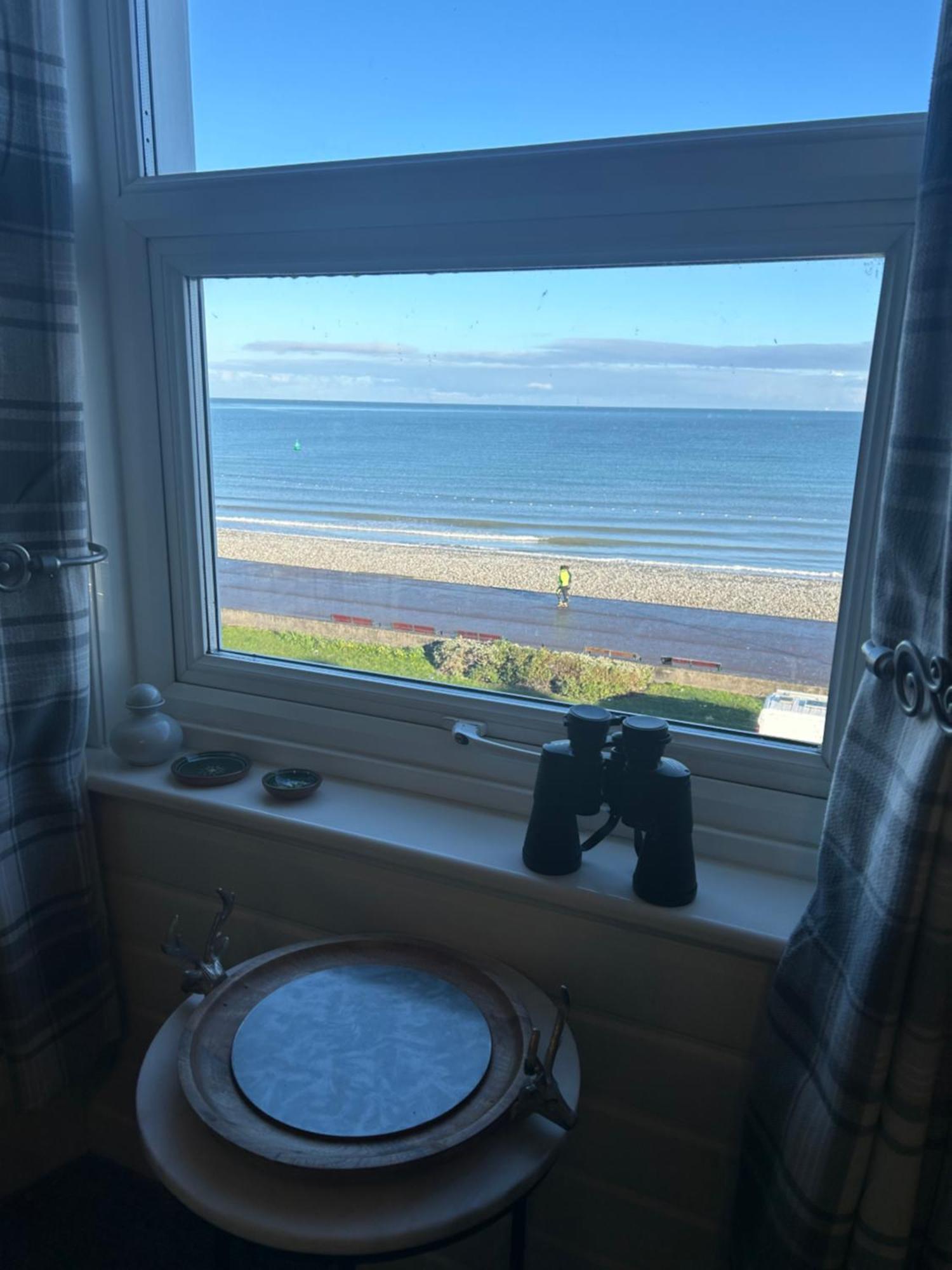 Glan Y Mor Hotel (Adults Only) Лландидно Экстерьер фото